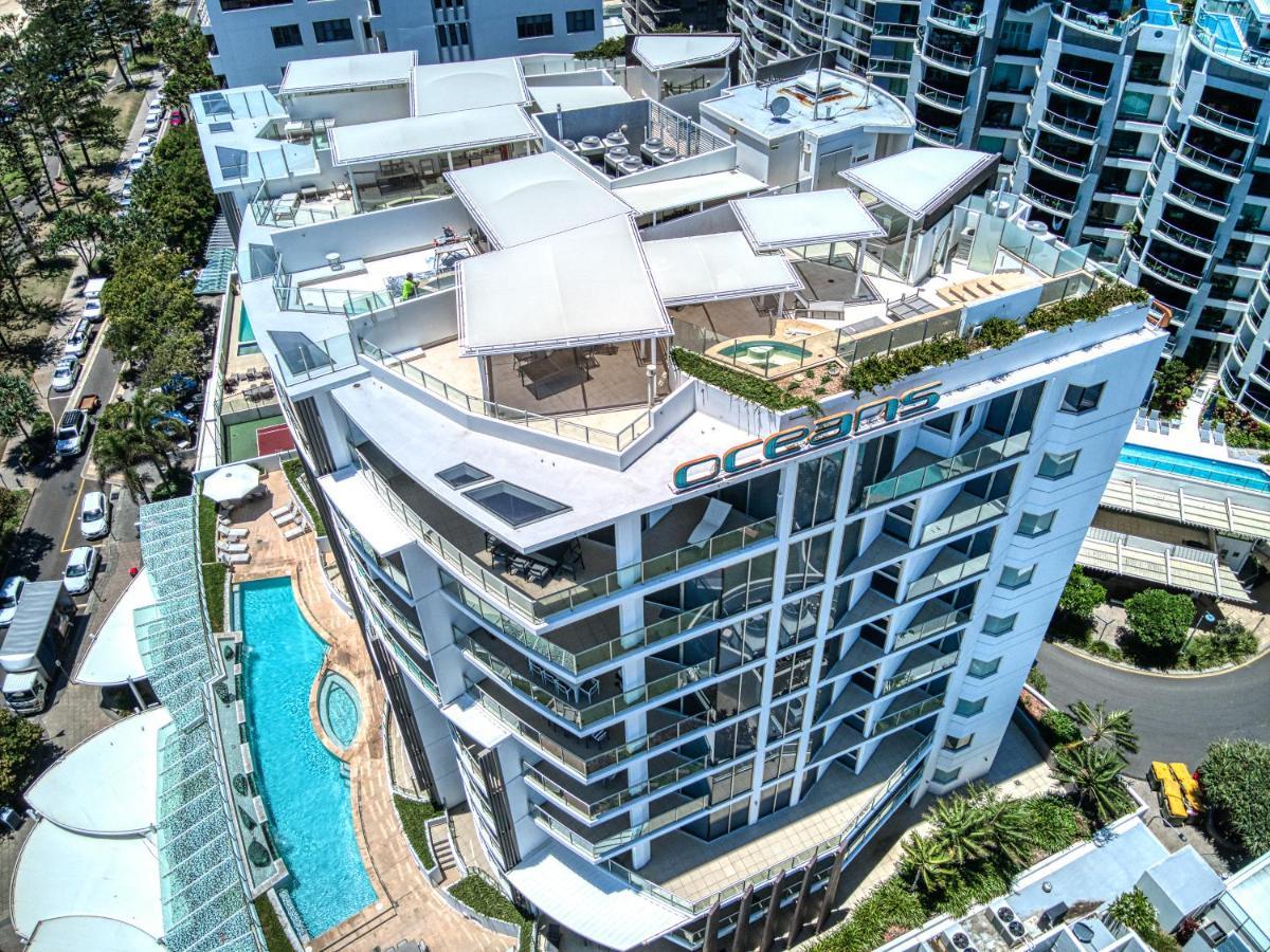 Oceans Mooloolaba Hotel Exterior photo